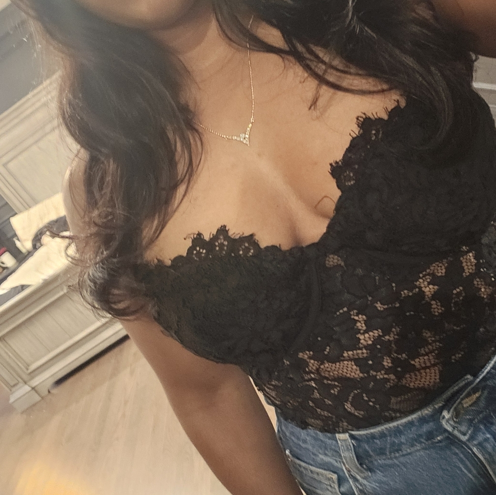 Express Black Lace Bandeau Top - Picture 3 of 3